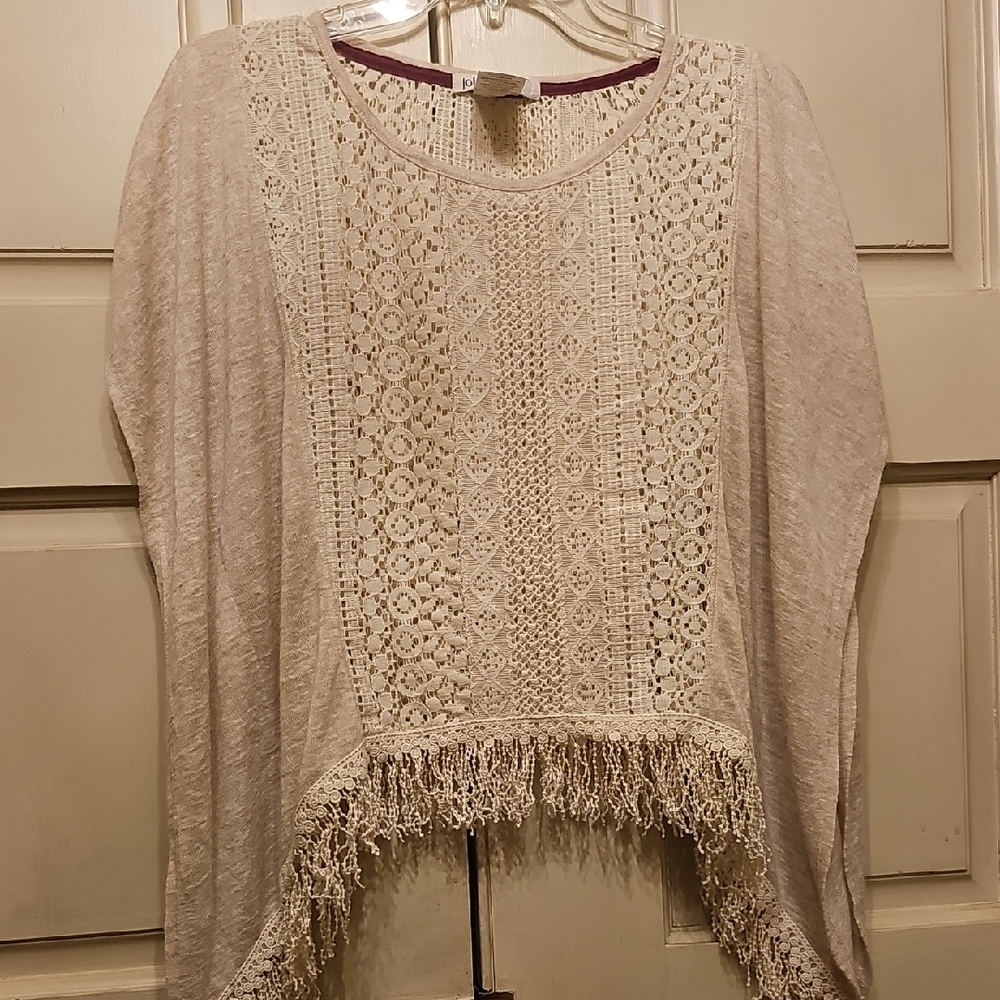 Jolt Cream Lace Women's Poncho